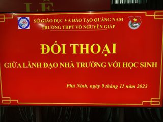 Đối thoại giữa học sinh và nhà trường